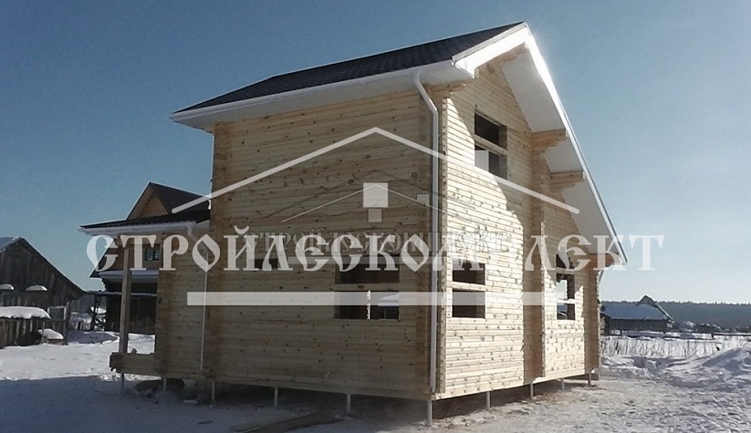 Большой деревянный дом в Тобольске